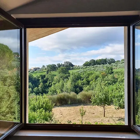 Casa Ciuffina לינה וארוחת בוקר Civitella Casanova